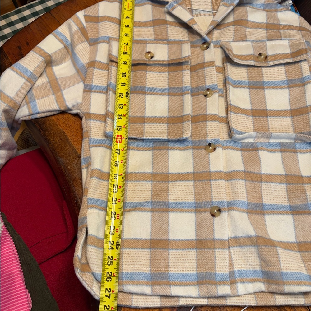 Oversized Jacket by Pink Lily.‎ Beige and Blue Plaid 30% Wool for women size XS - Picture 2 of 8